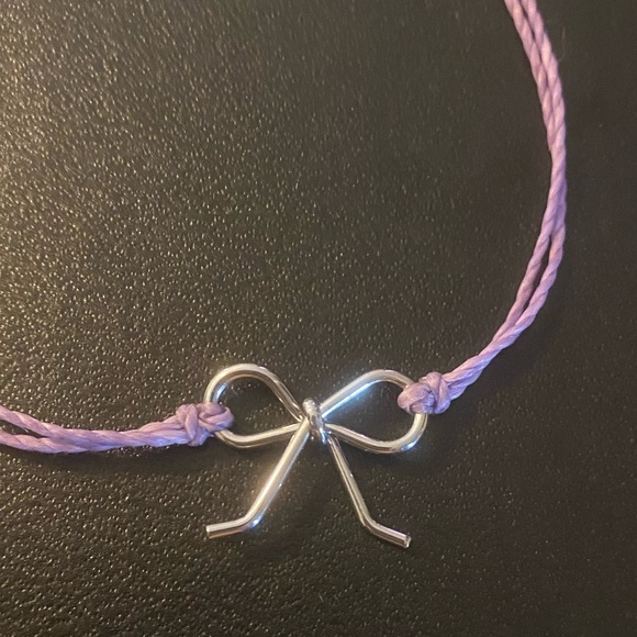 BRAND NEW Silver Bow Charm Bracelet in Light Purple. BY: PURA VIDA - Picture 5 of 5
